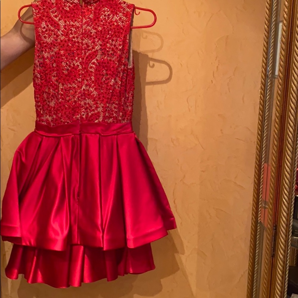 Dress - Picture 2 of 2